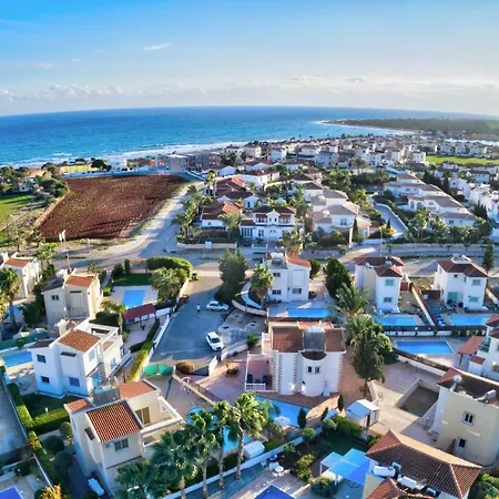 Villa Antigua Ayia Napa