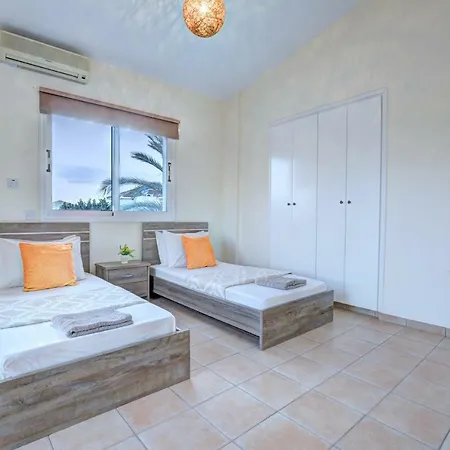 Villa Antigua *
